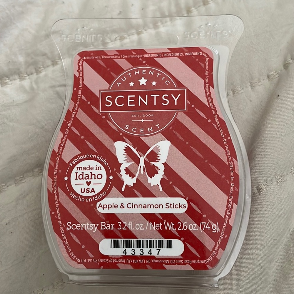 Scentsy Apple & Cinnamon Sticks